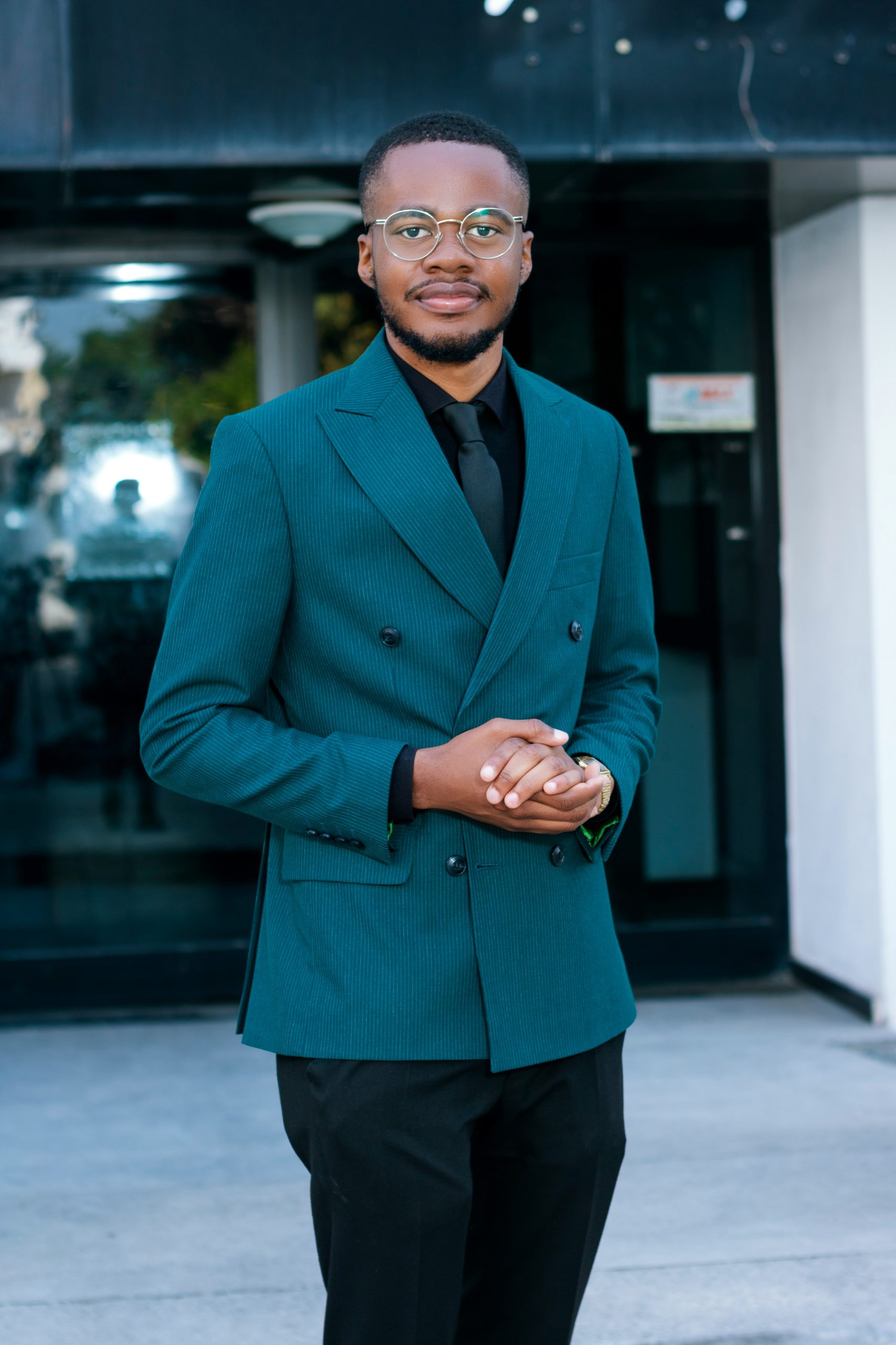 kasongo-bulobo-4hJxAgMNiak-unsplash